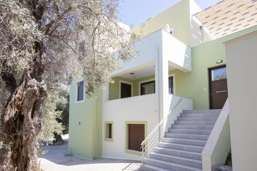 Mela Luxury Apartments Maroulas Exterior photo