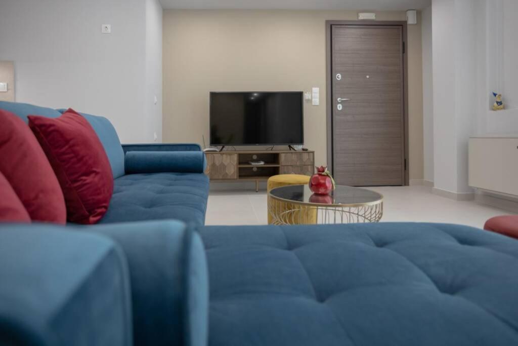 Mela Luxury Apartments Maroulas Exterior photo