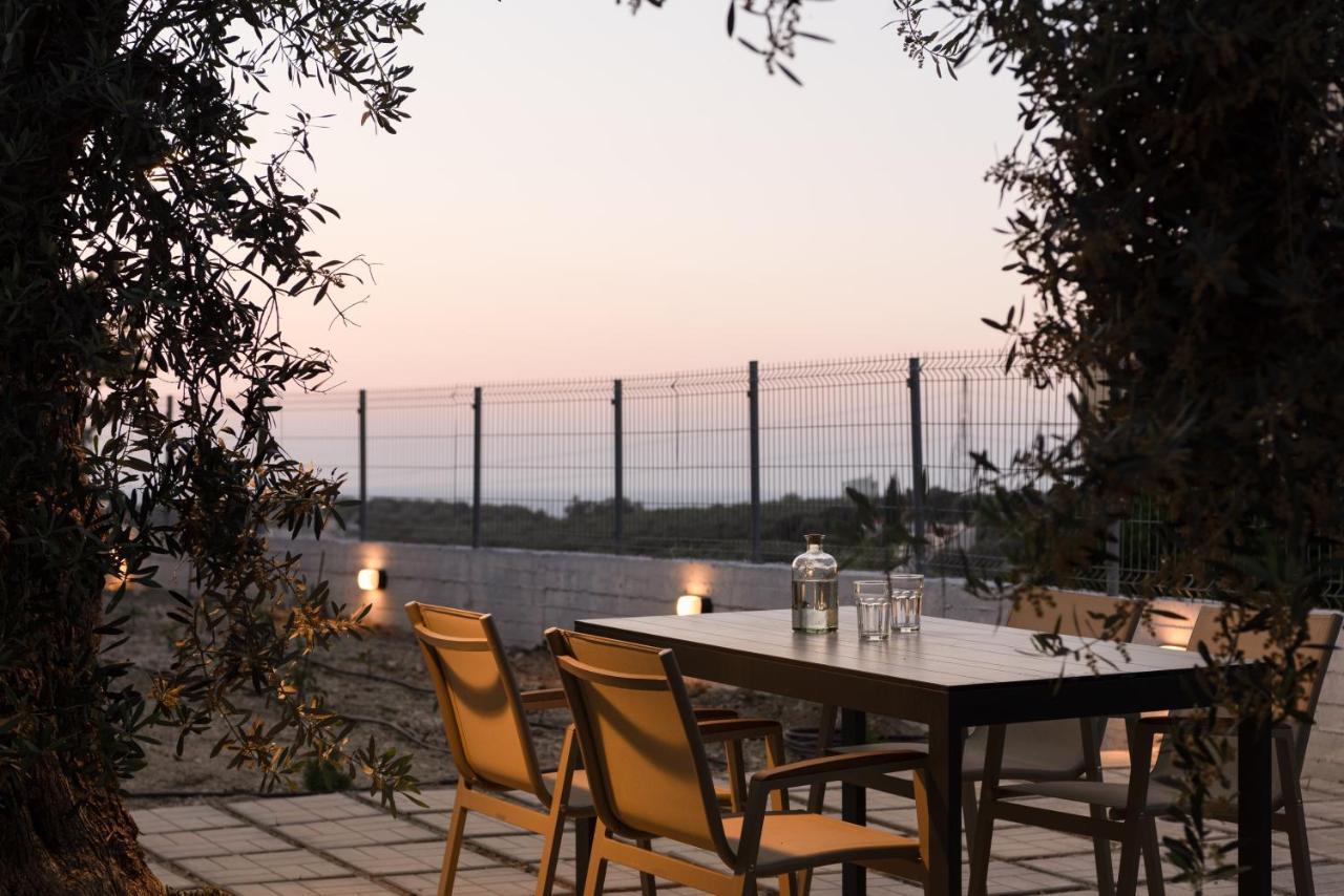 Mela Luxury Apartments Maroulas Exterior photo