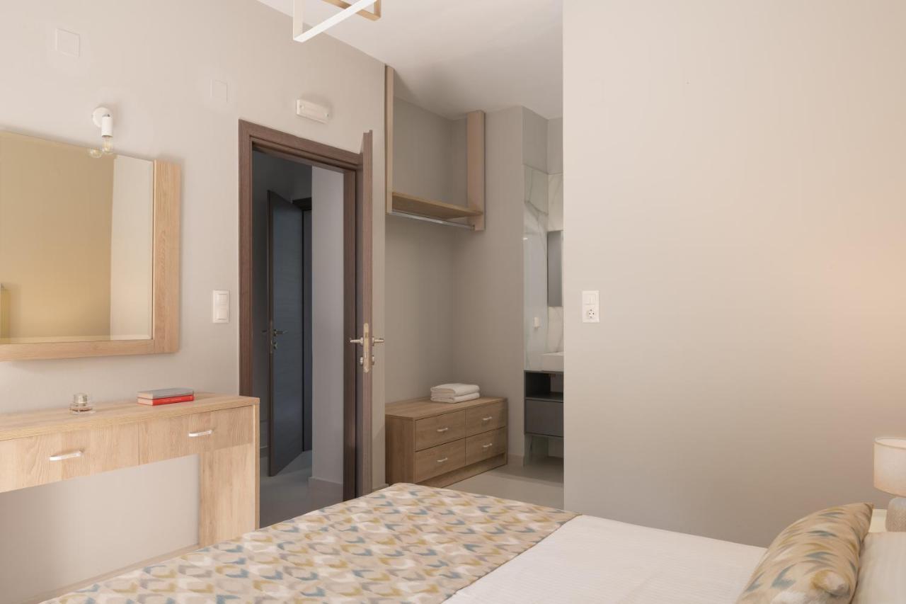 Mela Luxury Apartments Maroulas Exterior photo